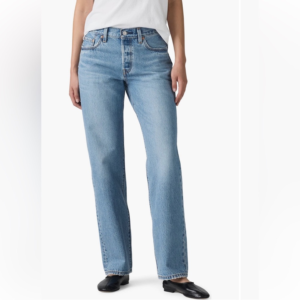 Levi’s Classic 90's Straight Leg  Blue Denim Jeans
